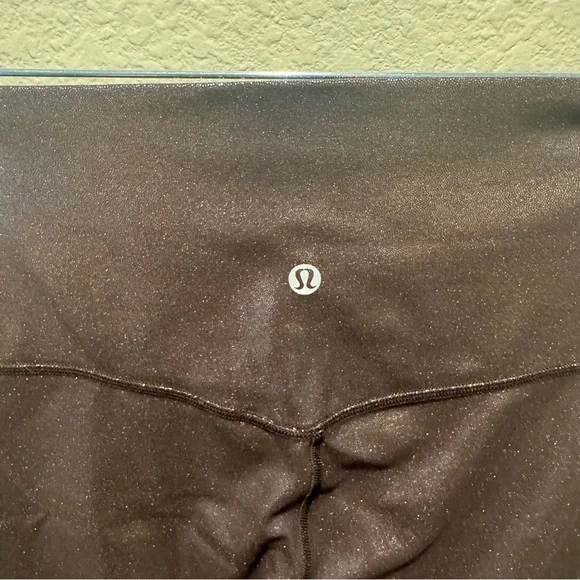 Lululemon Align High-Rise Short 8" *Shine size 8 - Picture 5 of 7